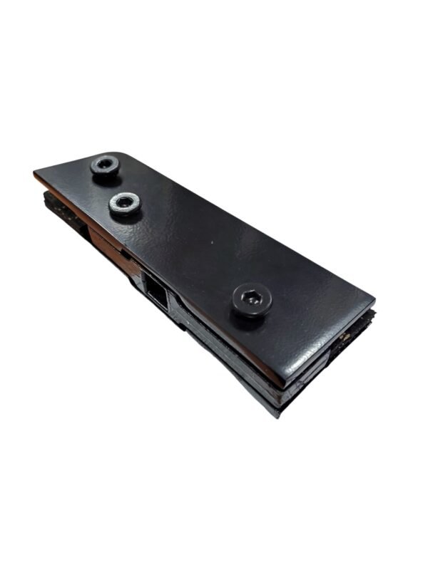 WhatsApp Image 2026-01-27 at 18.44.12 ZOCALO BAJO NEGRO 1002331